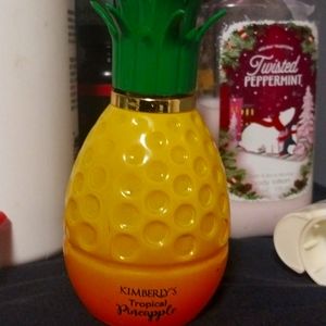 Kimberly's tropical pineapple spray